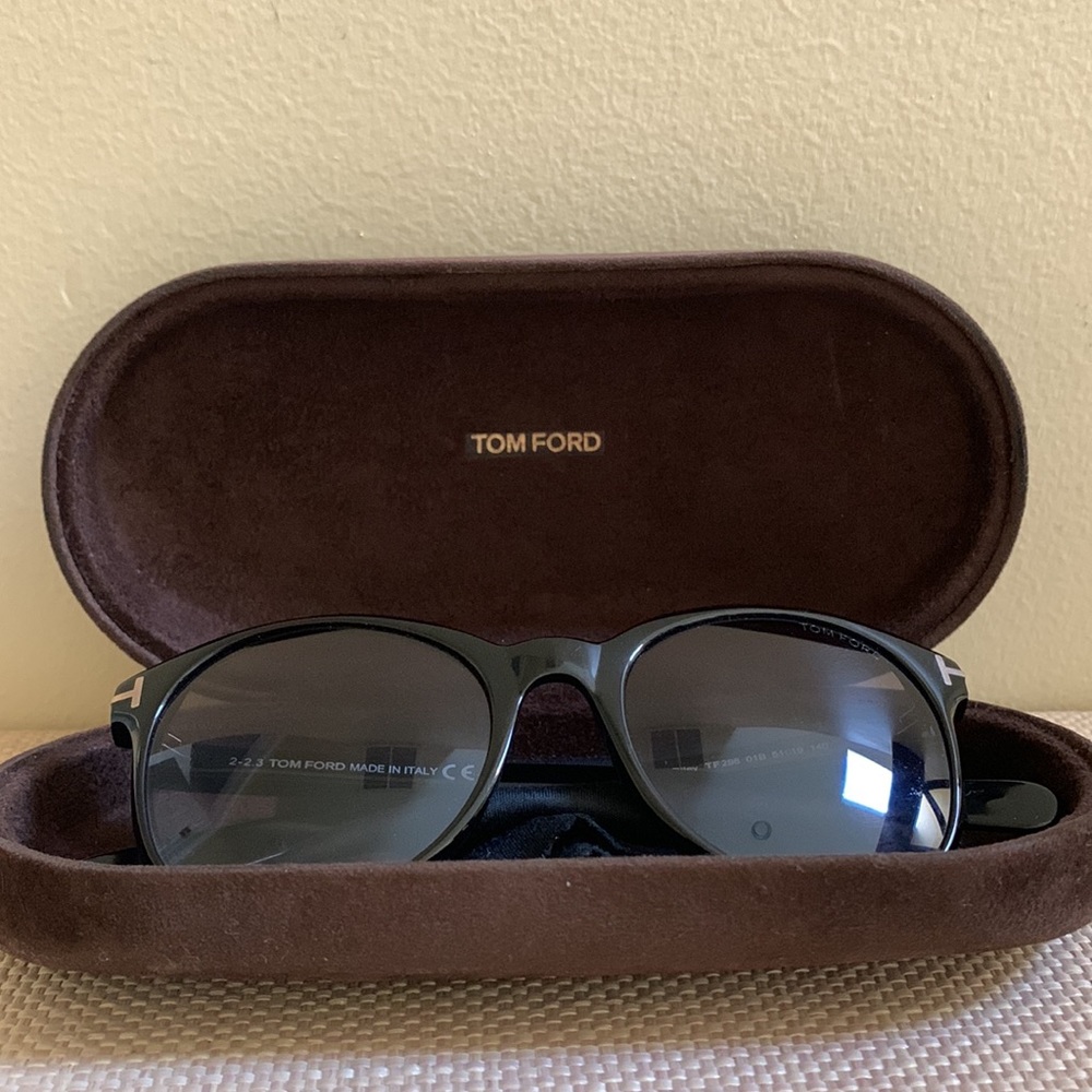 Tom Ford Sunglasses - Picture 5 of 6